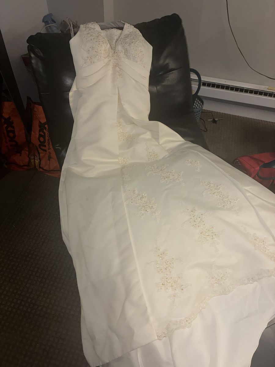 David’s Bridal DaVinci Dress