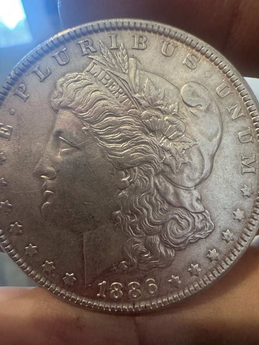 1886 Morgan Silver Dollar - Philadelphia Mint - High Silver Value