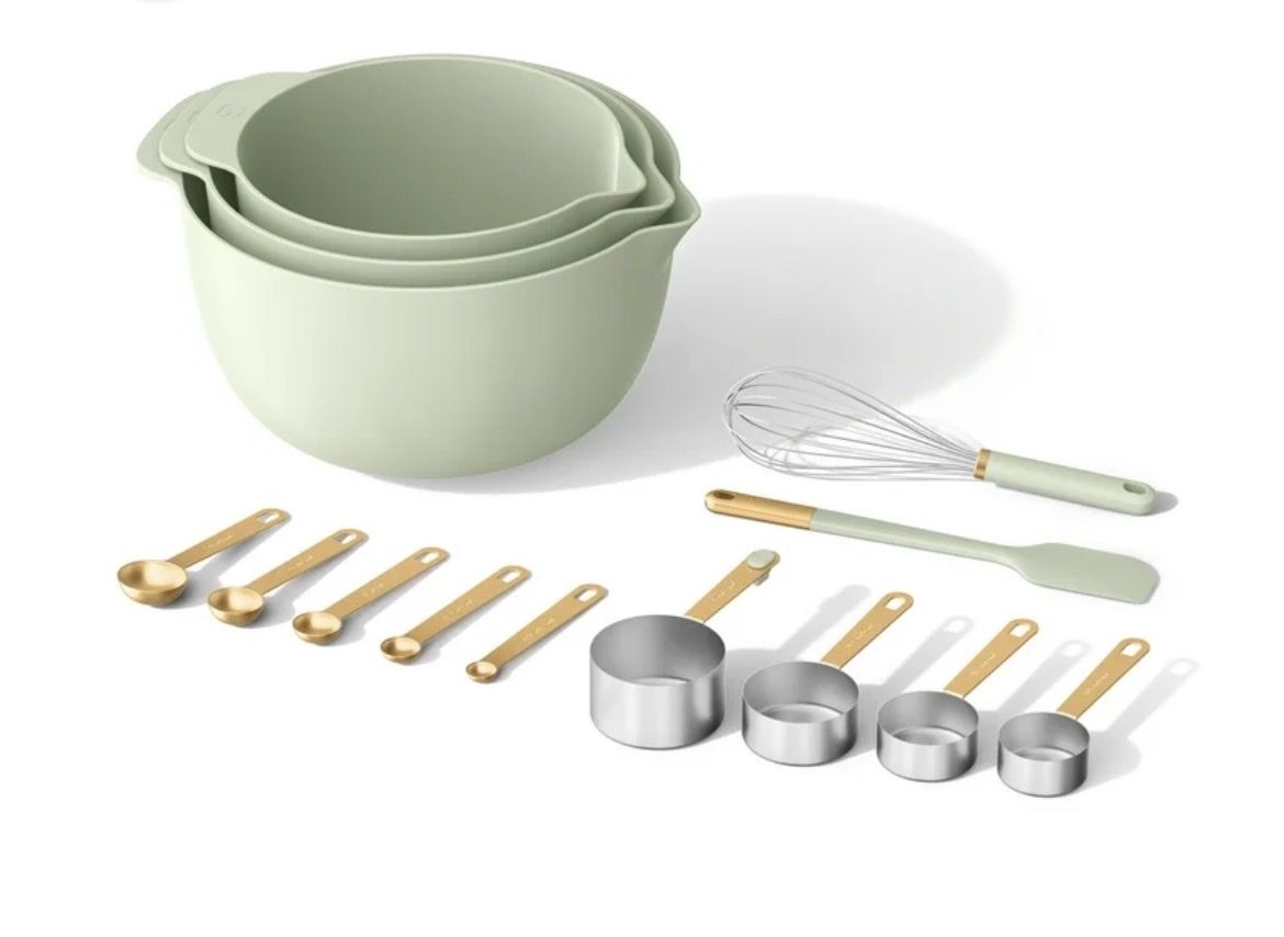 Beautiful 14-Piece Mix & Measure Set, Sage Green