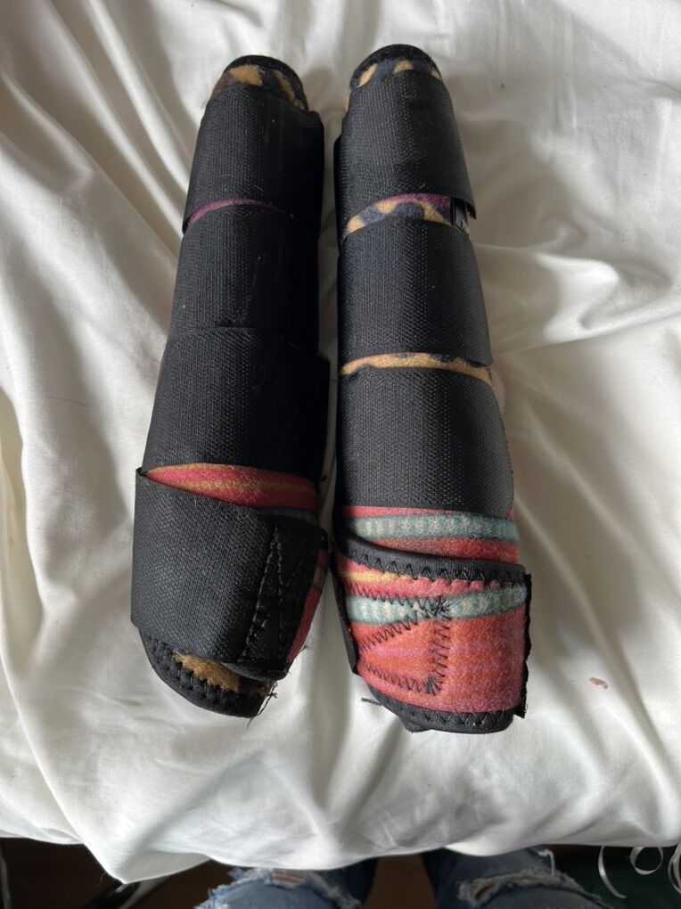 Horse Front Medium Splint Boots