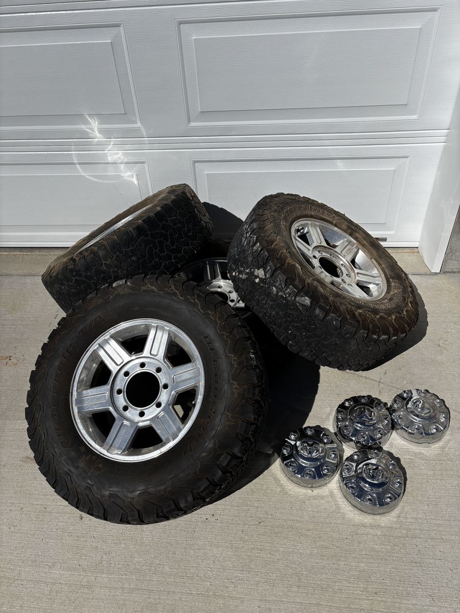 Ram 2500 / 3500 OEM 17 Wheels Set If 4 - 8x6.5