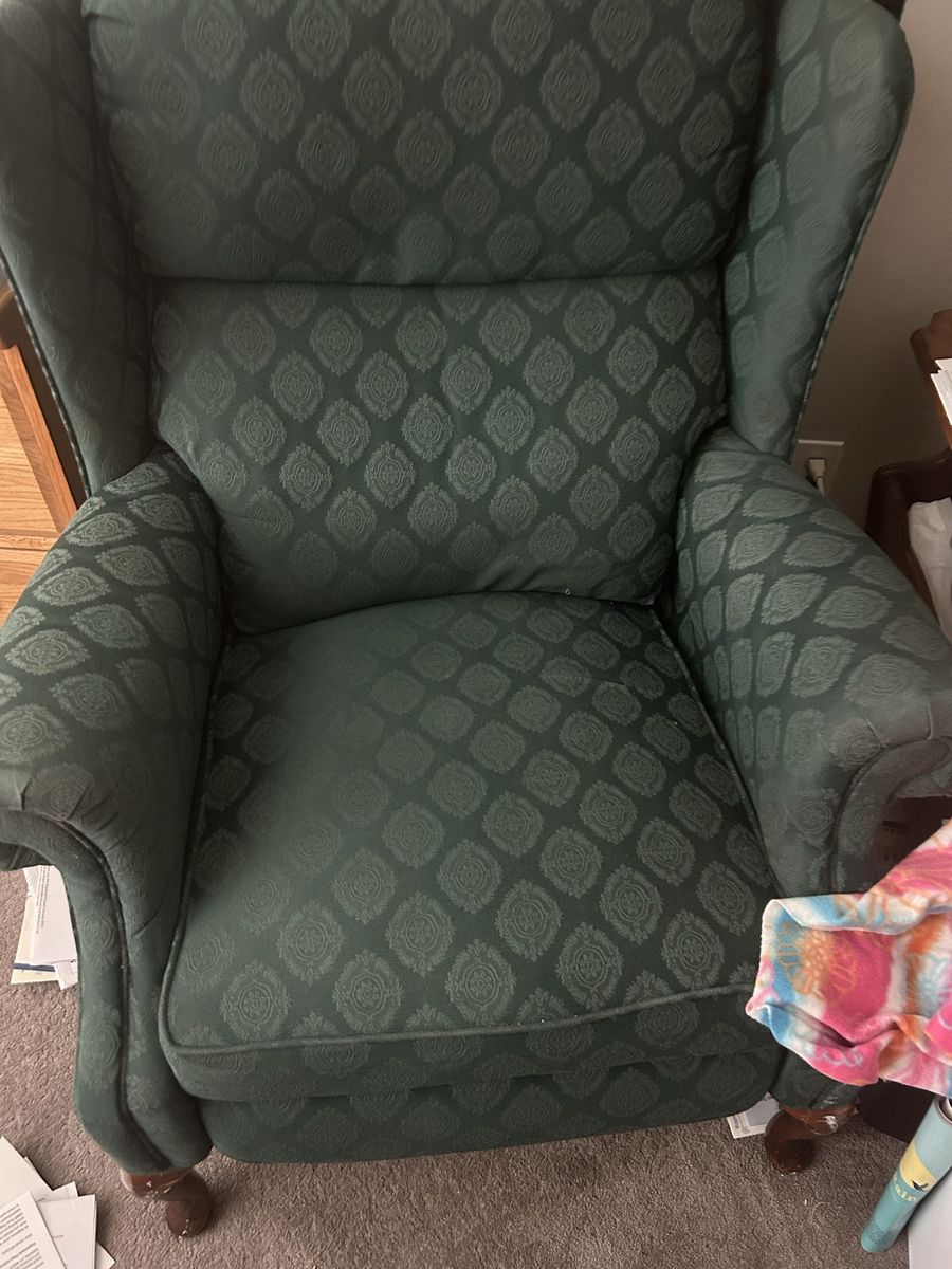 Wingback Recliner