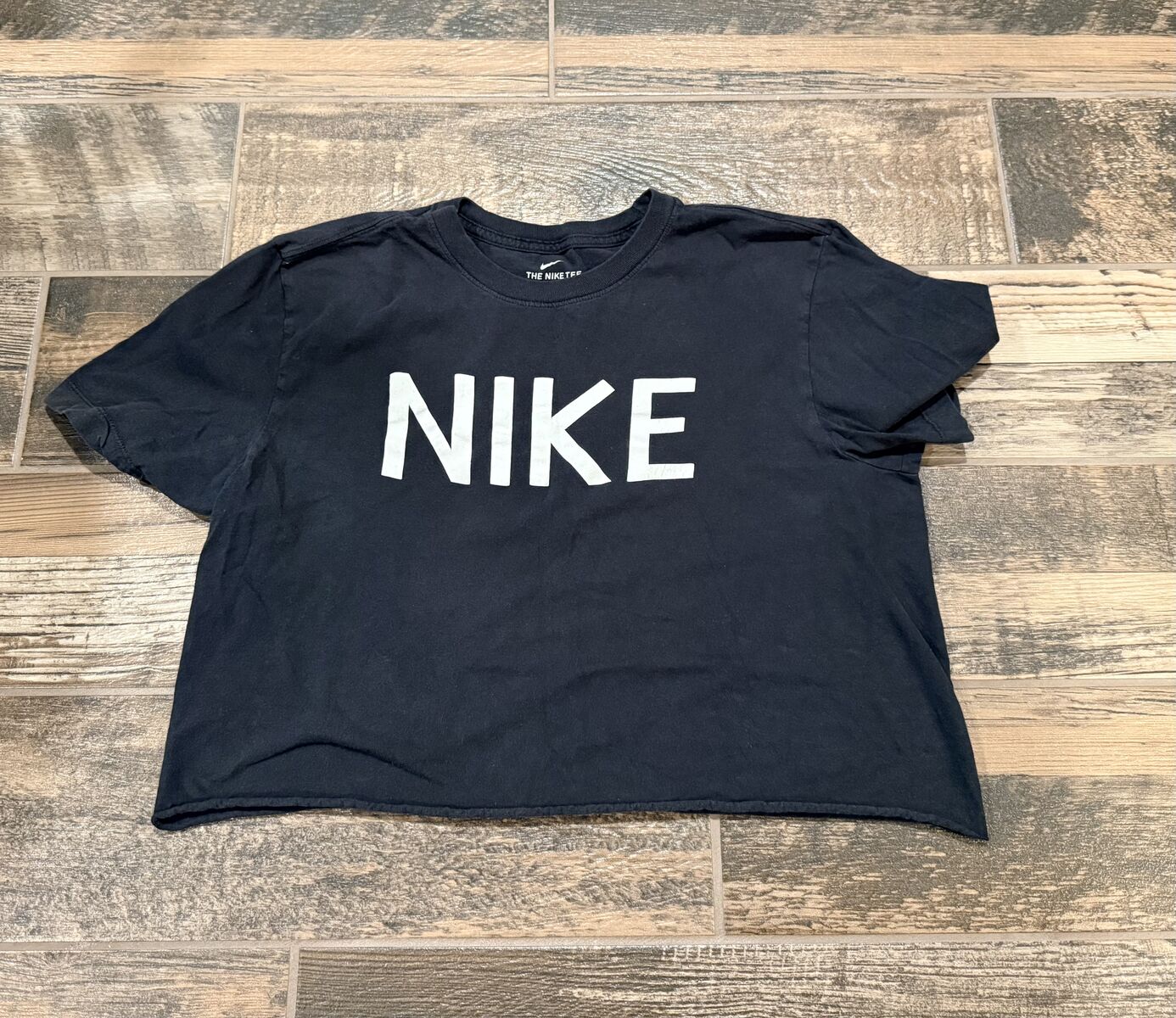 Women NIKE Size Medium Crop Top