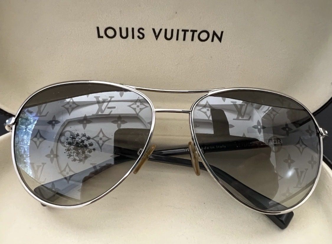 Louis Vuitton Silver LV Gradient Conspiration Pilot Aviator Sunglasses Z0165U
