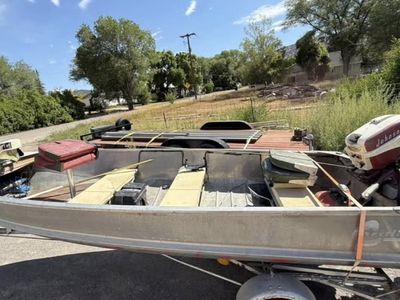 Creatliner Boat With Johnson motor and Trailer