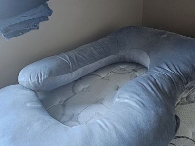 pregnancy pillow