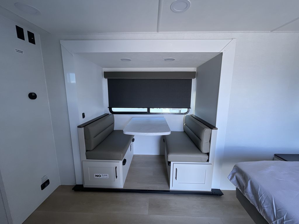 Main image 23