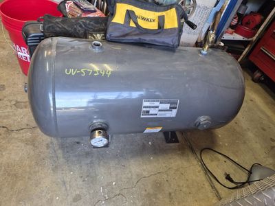 30 Gallon Air Compressor Tank Model 1TZZ5 175 PSI Max Used