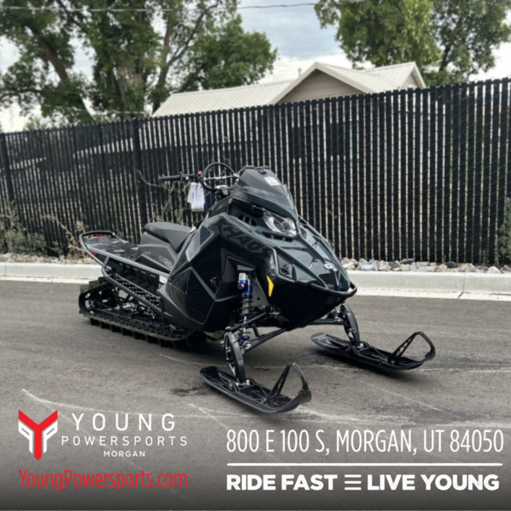 2026 Polaris® 850 RMK Khaos 155 Gloss Black / Blue Dusk