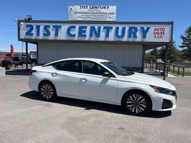 2025 Nissan Altima 2.5 SV