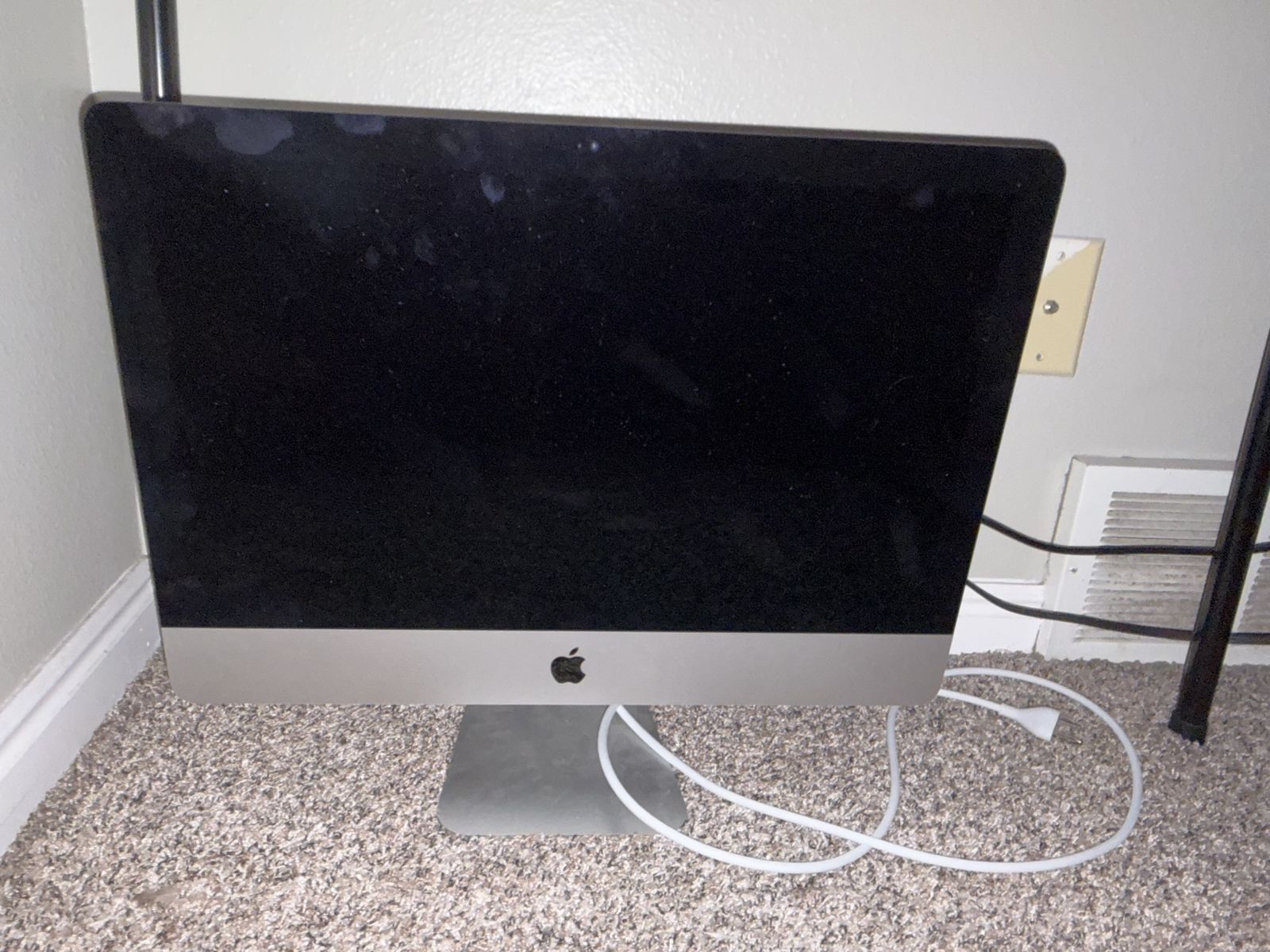 Apple iMac Desktop Computer Used