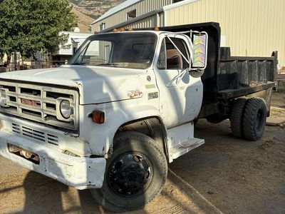 1977 C60 dump truck. Great farm truck.