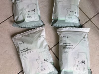 Motif Medical Breastmilk Storage Bags - 100 Count (Lot of 4 Packs)