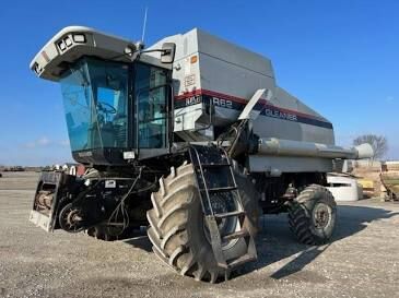 Agco R62 Combine