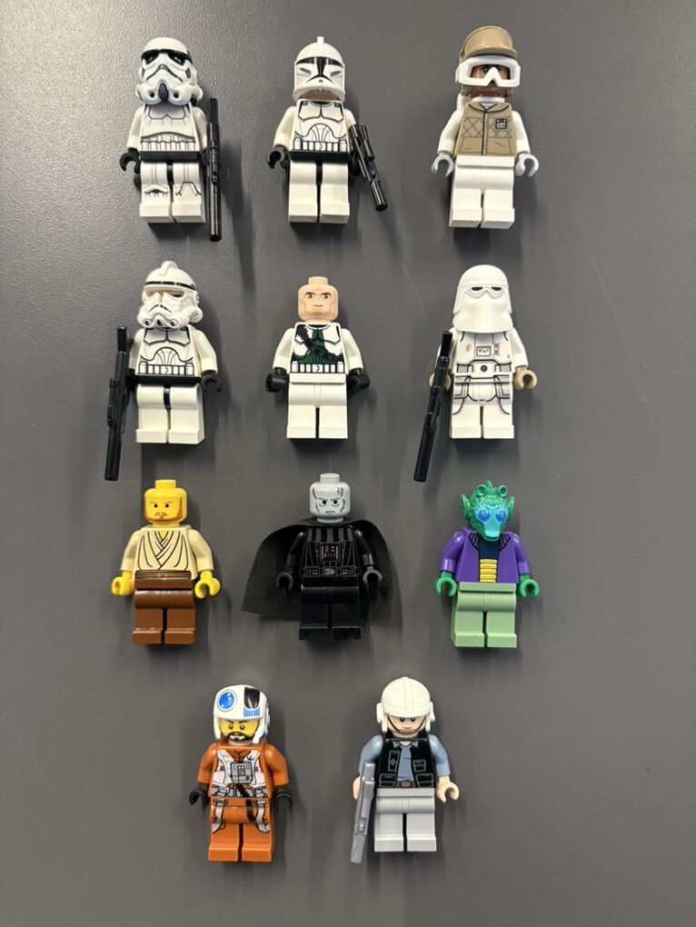 LEGO Star Wars Minifigure Lot of 11!