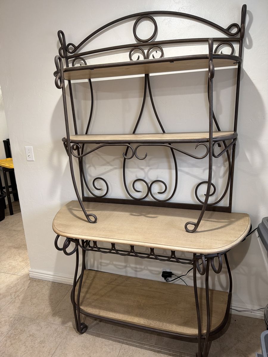 Ornamental Bakers Rack
