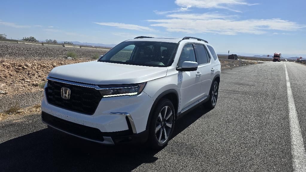 2025 Honda Pilot Touring 7-Passenger