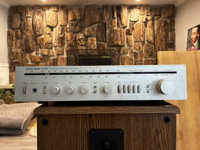 Harman Kardon hk380i receiver