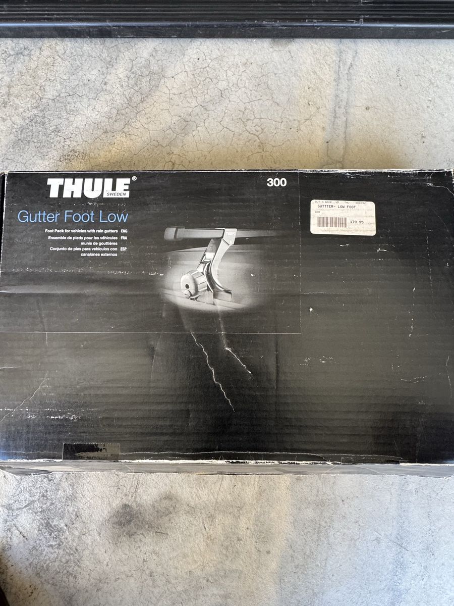 Thule 300 Gutter Foot Low Roof Rack System with SquareBars