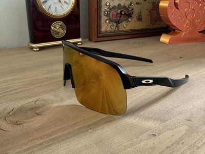 Brand New Custom Oakley Sutro Lite Sunglasses