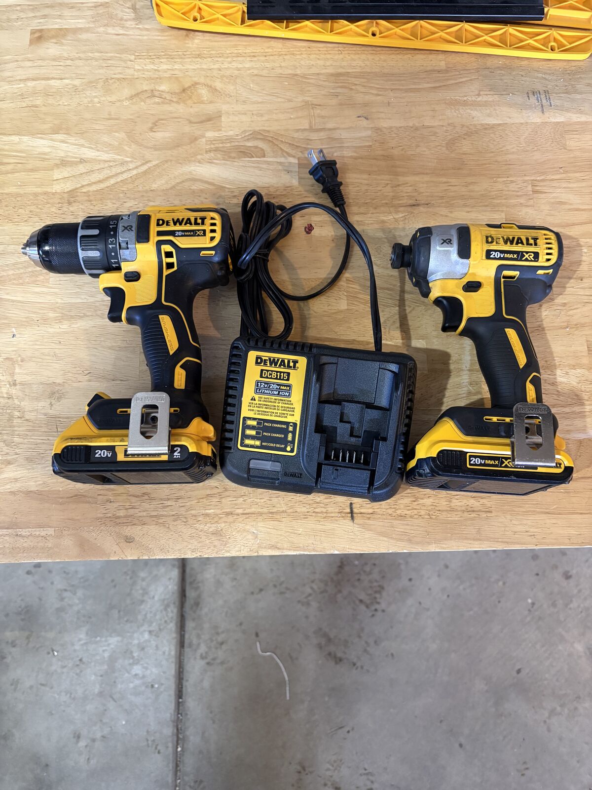 DeWalt 20V XR Max Drill and Impact Driver Combo Kit