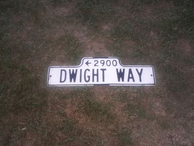 Vintage Dwight Way ceramic Street Sign