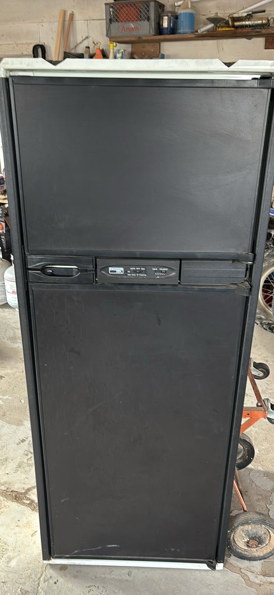 Rv fridge