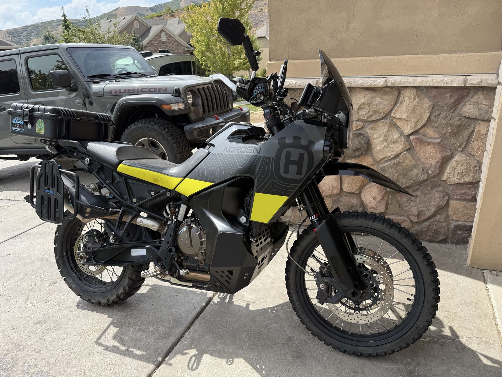 2023 Husqvarna Norden 901 with upgrades
