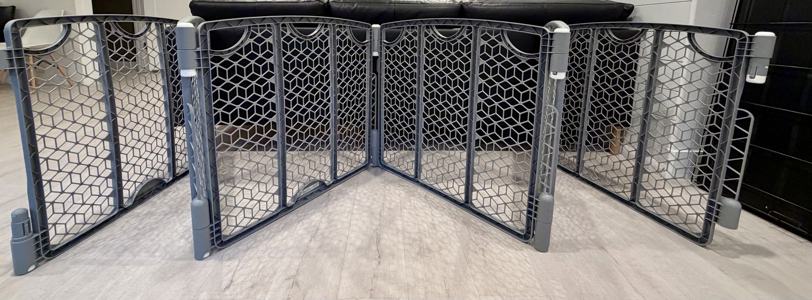 Baby gate