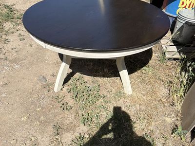 Round table