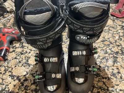 Salomon QST Ski Boots 26.5