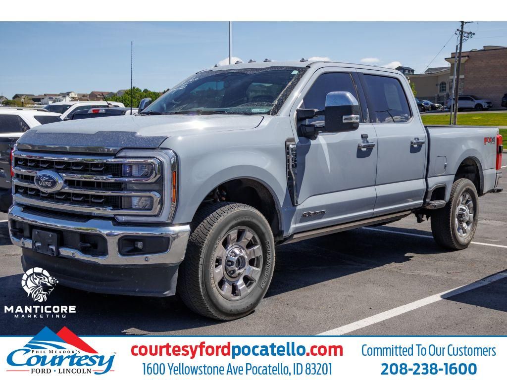 2025 Ford F-350 Super Duty King Ranch