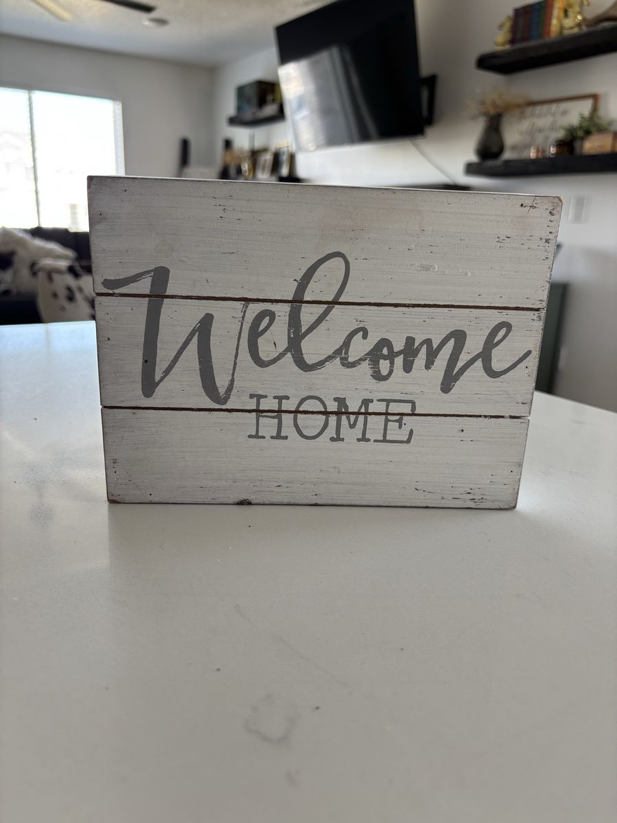 Welcome Home Decor