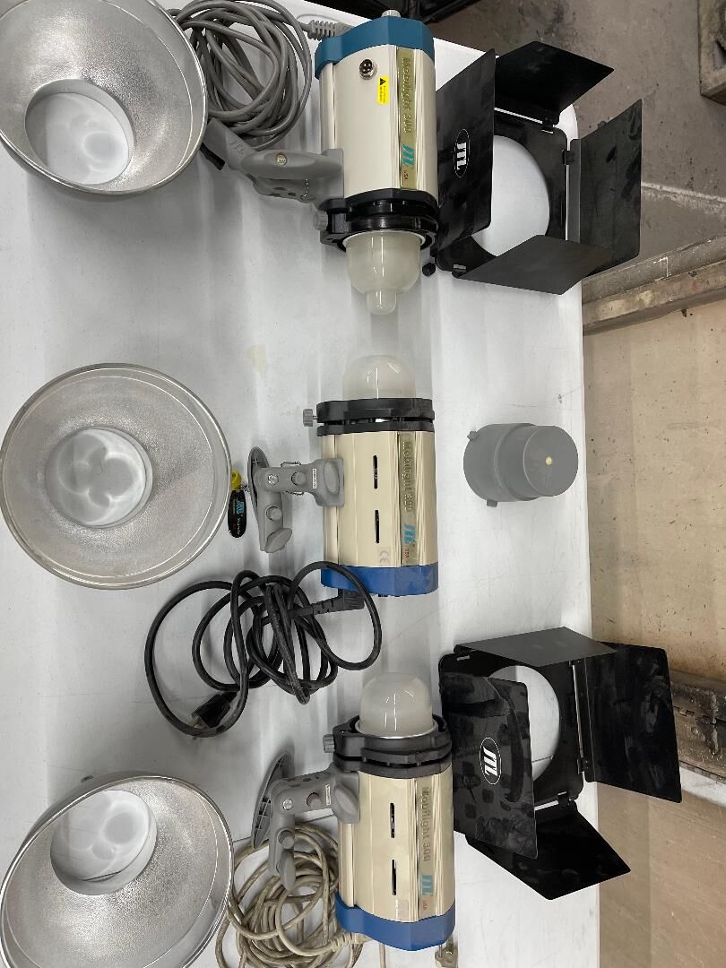 3 Used Mobillight JTL 300 Photo studio Strobes