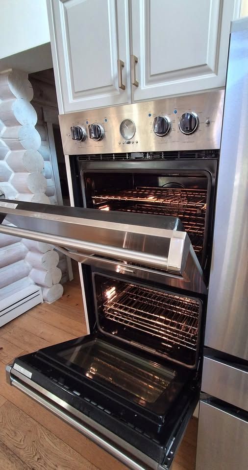 Viking Professional Series 30" Stainless Steel Electric Double Wall Oven