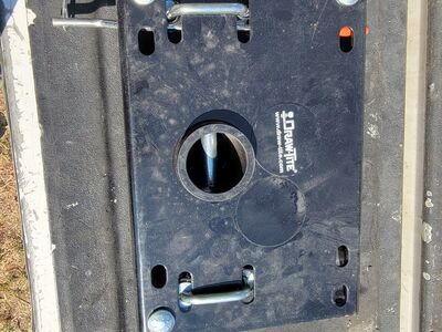 drawtite goose neck plate.