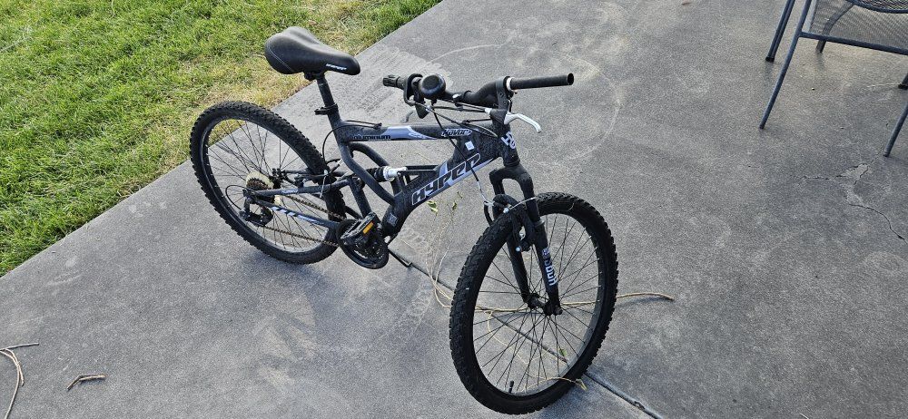 Hyper Havoc 26" Men's Mountain Bike Full Suspension Aluminum Frame