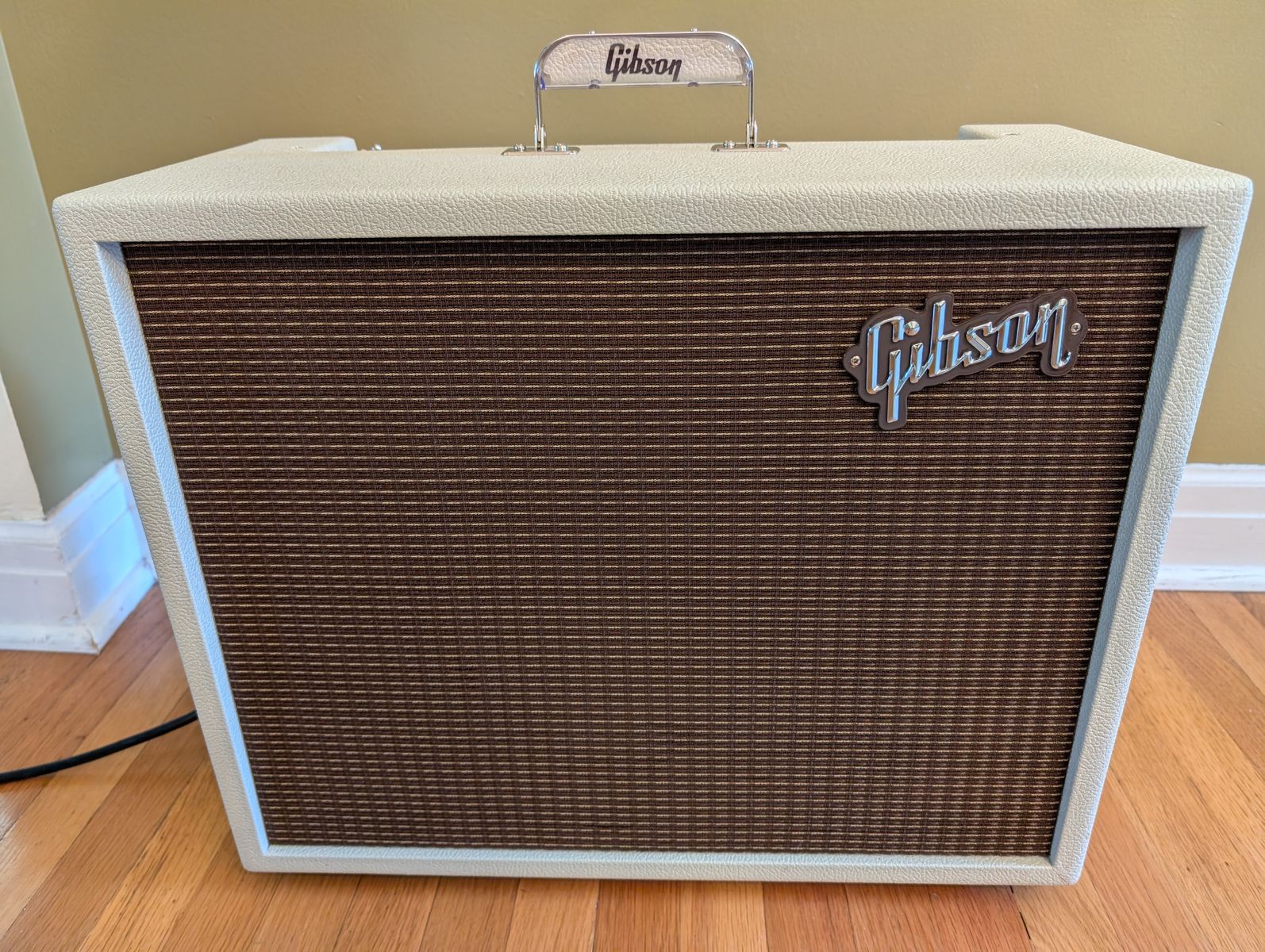 Gibson Falcon 20