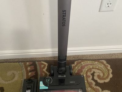 Shark Stratos Cordless Stick Vacuum with DuoClean PowerFins and Clean Sense IQ