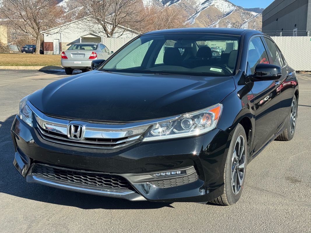 2017 HONDA ACCORD EX