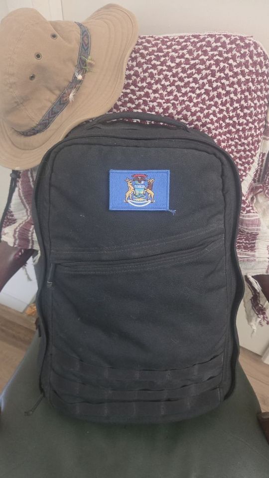 Main image 1
