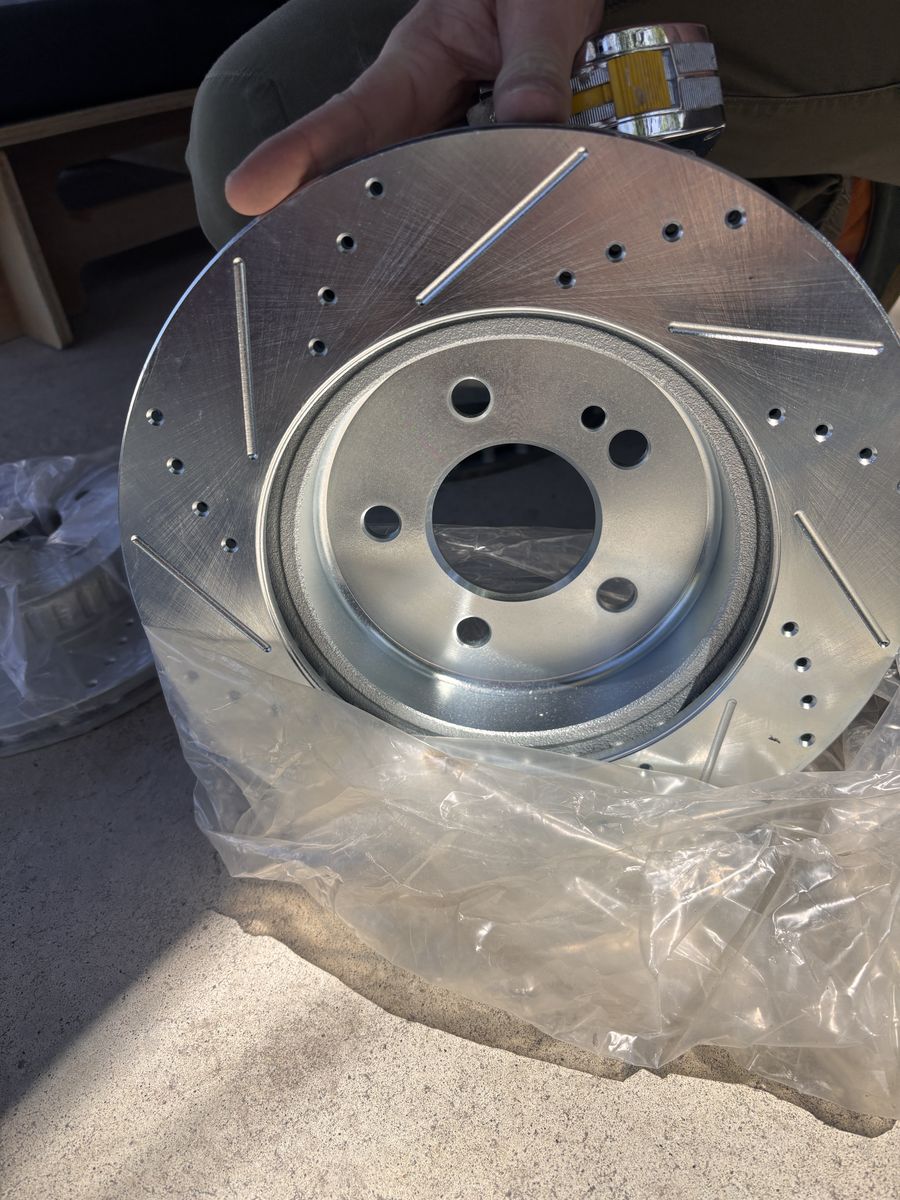 FREE - 2 sets of brake pad rotors