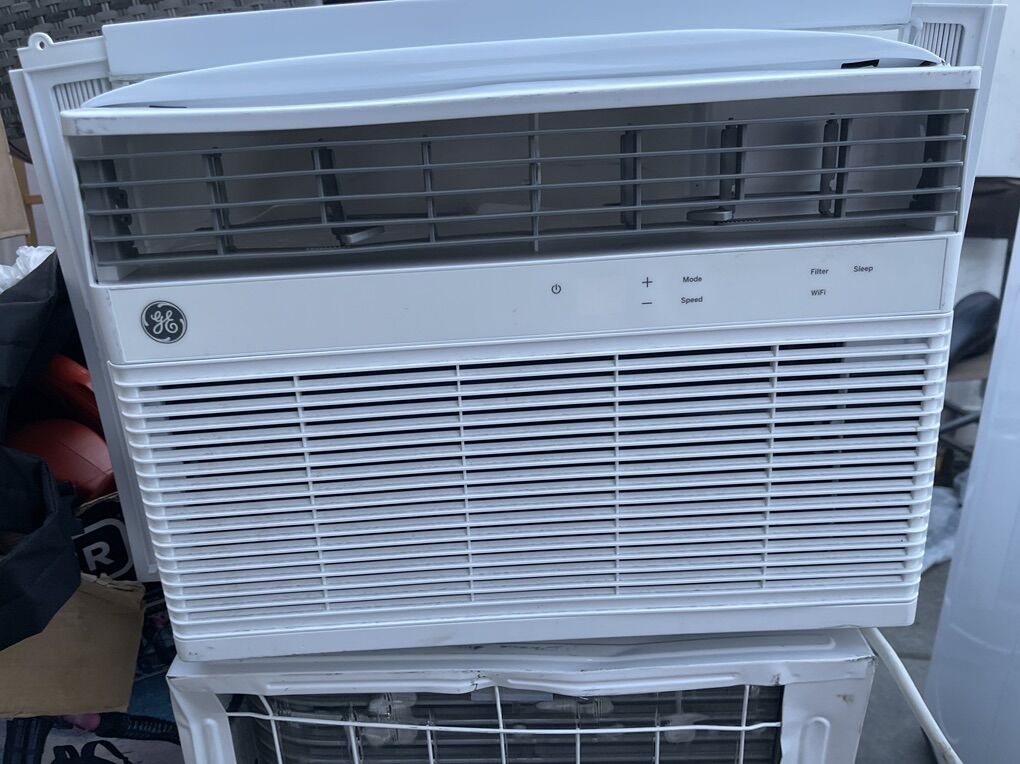 GE 14,000 BTU AIR CONDTIONER