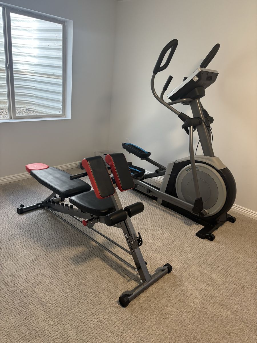 FF Finer Form 6-in-1 Adjustable Weight Bench & Roman Chair - 1000lb Capacity, Flat/Incline/Decline/Hyperextension