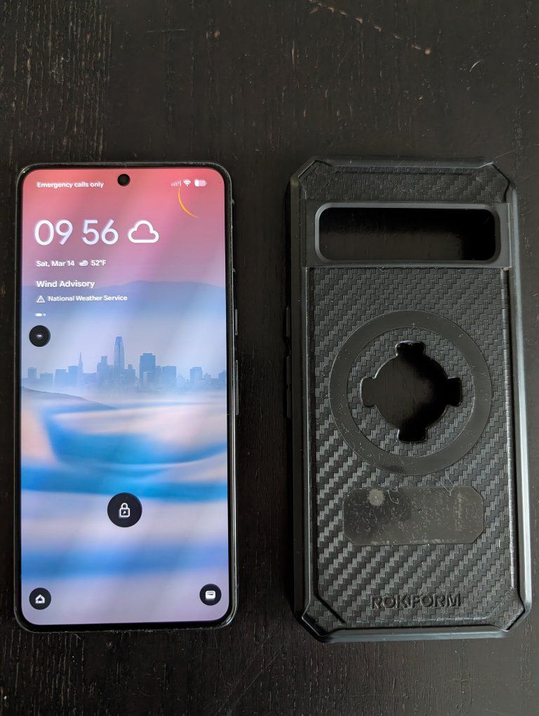 pixel 8 pro with rokform case