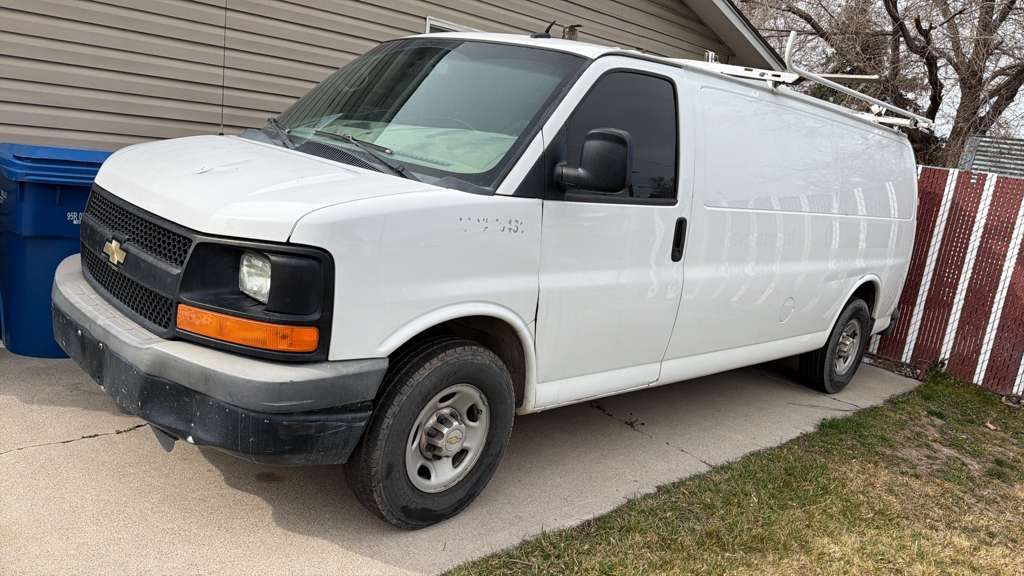 2013 CHEVROLET EXPRESS 2500