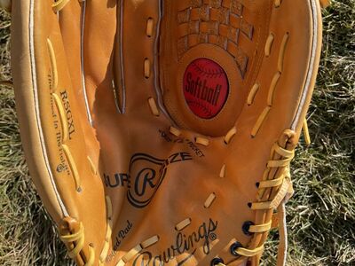 Rawlings Super Size 13 in. Baseball/ Softball Glove