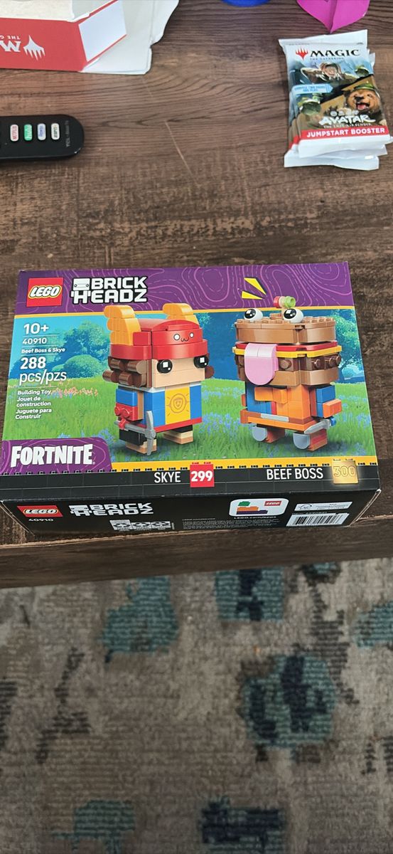 Lego Beef Boss & Skye Brick Headz