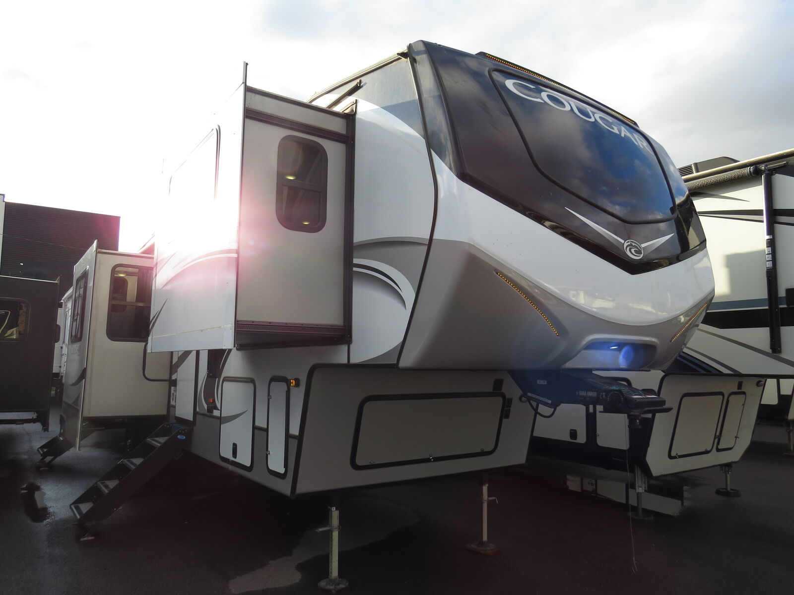 2021 Keystone Cougar 354FLS