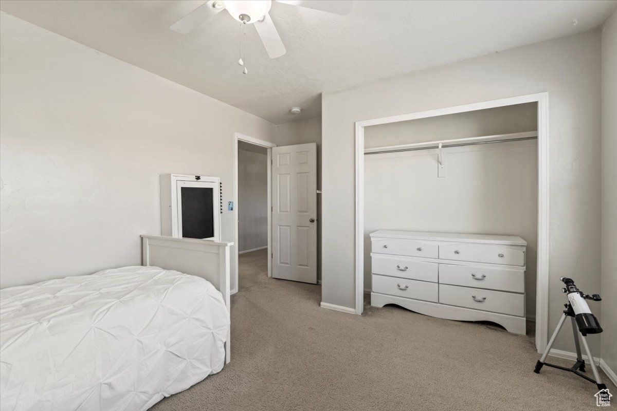 White 6 Drawer Bedroom Dresser